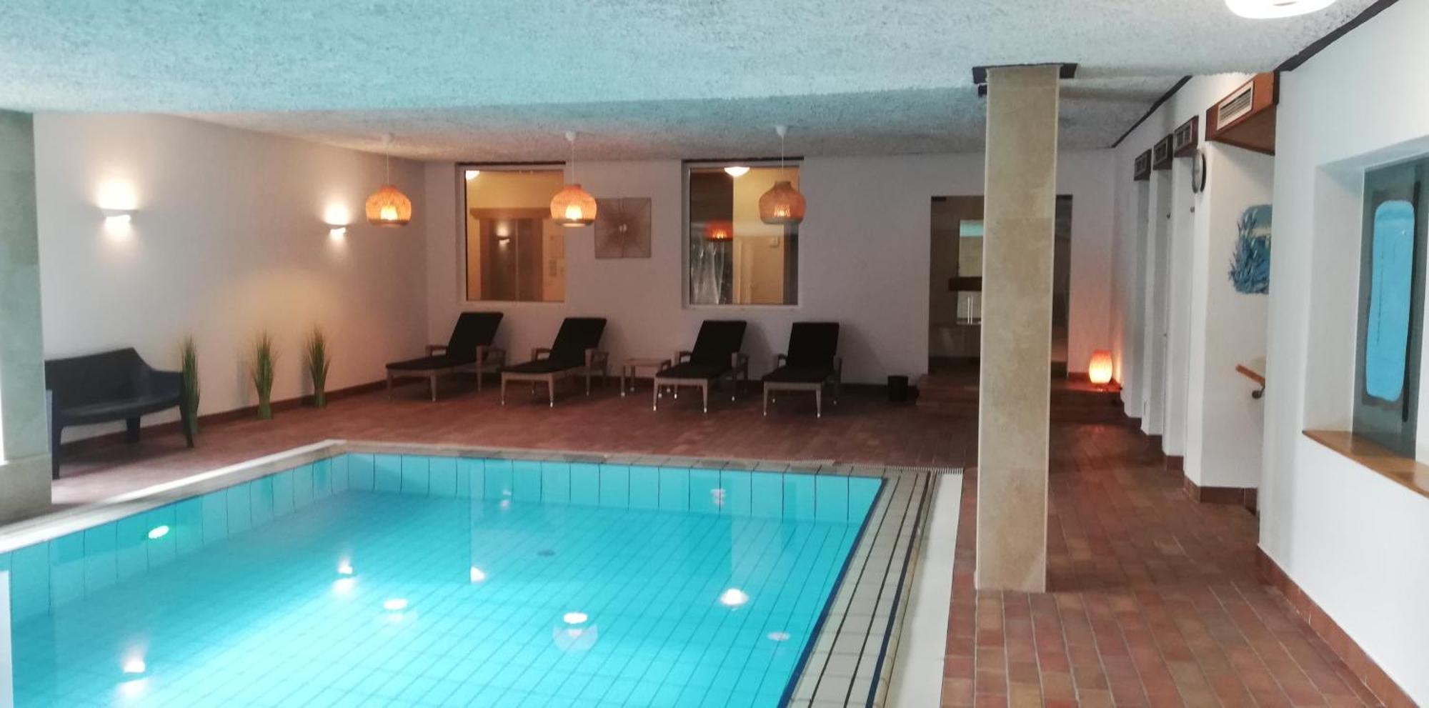 Ferienwohnungen St Hippolyt Mit Hallenbad Lagundo Ngoại thất bức ảnh